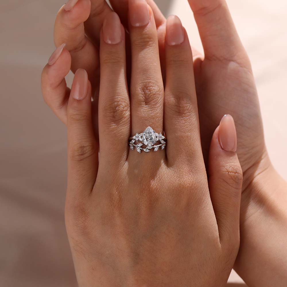 1.5ct Pear Shaped Lab Diamond Petal Side Stones Engagement Ring With Lab Diamond Twig Band Bridal Wedding Set