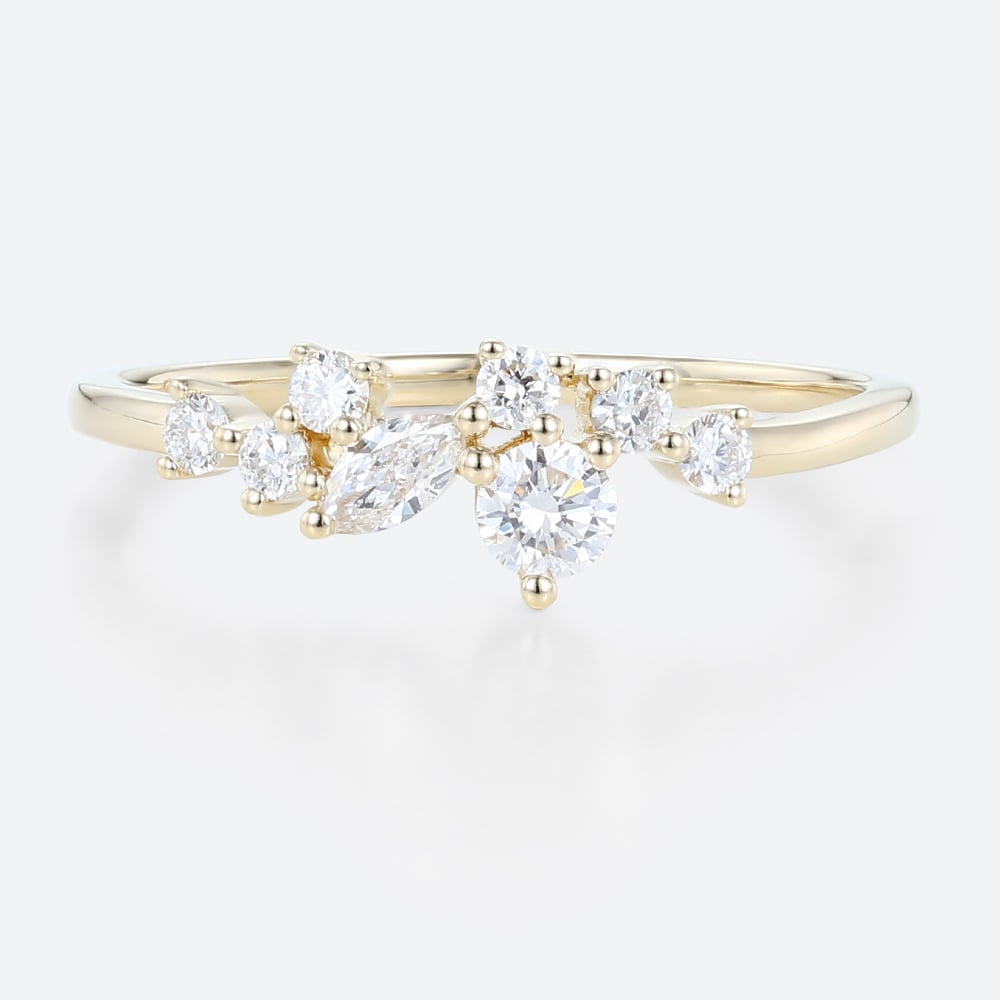 Irregular Lab Diamond Rings​​​ Round 0.27ct Vintage Wedding Band in Yellow Gold