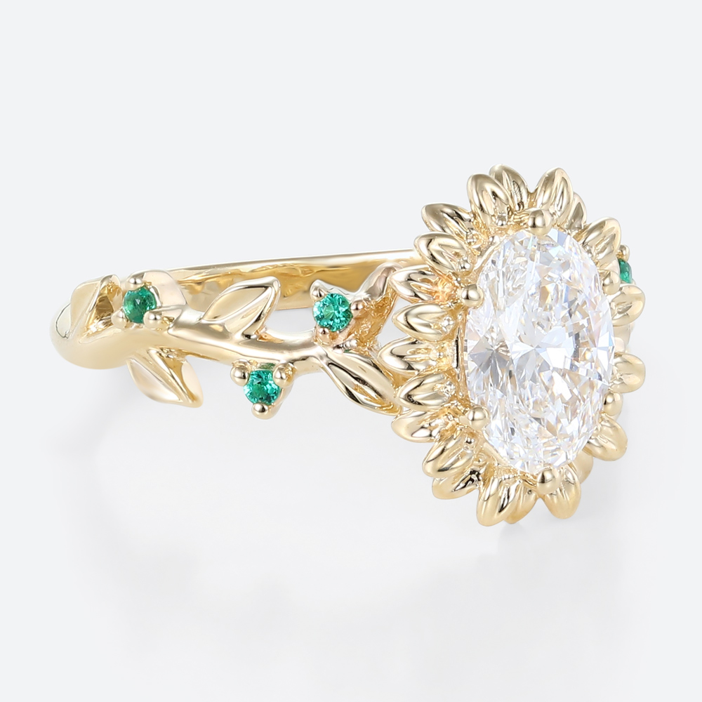 6 Prong Oval Engagement Ring 0.9 Carat Diamond Ring Lab Grown