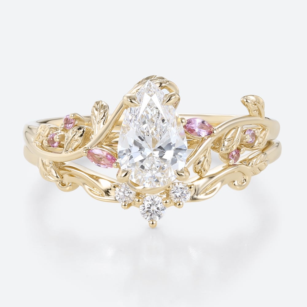 1ct Pear Cut Lab Grown Diamond Ring Set Vine & Twig Bridal Ring in Yellow Gold