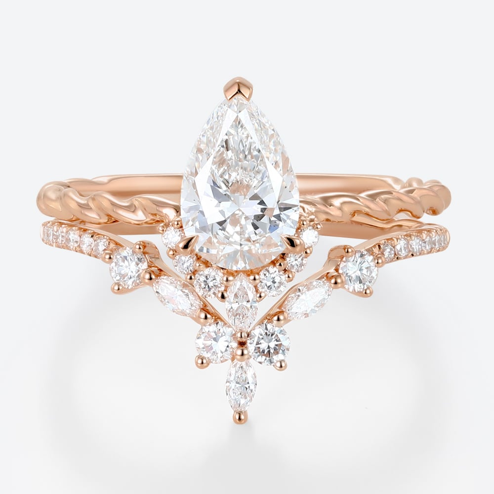 Pear Lab Diamond Bridal Set with Twisted Band & V Tiara Band