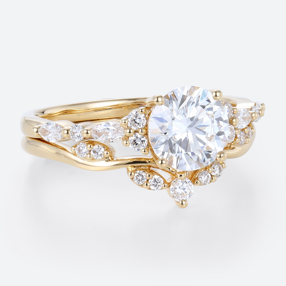 1ct Round Cut Lab Diamond Ring Set with Curved Wedding Rings in Yellow Gold