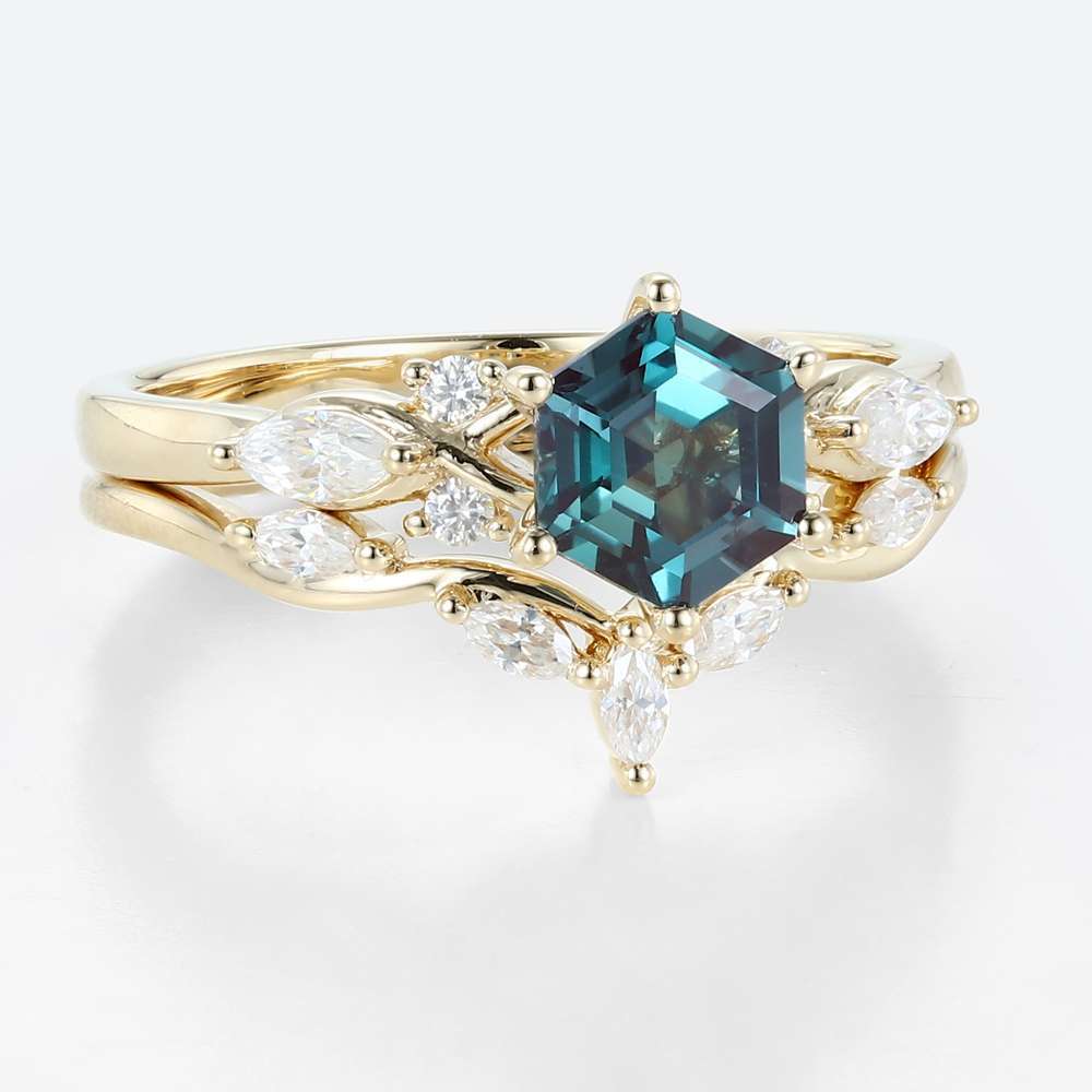yellow gold Alexandrite Rings Set Hexagon Cut Alexandrite Ring with Curved Ring