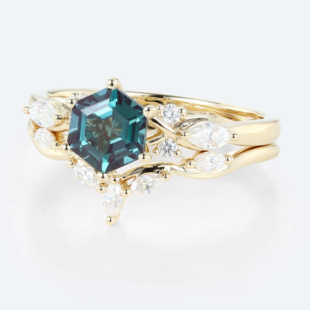 yellow gold Alexandrite Rings Set Hexagon Cut Alexandrite Ring with Curved Ring
