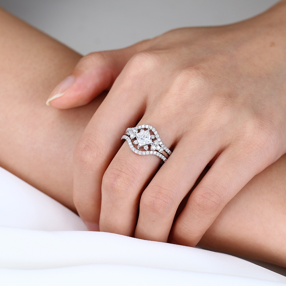 2PCS White Gold Princess Cut Lab Grown Diamond Ring Bridal Set