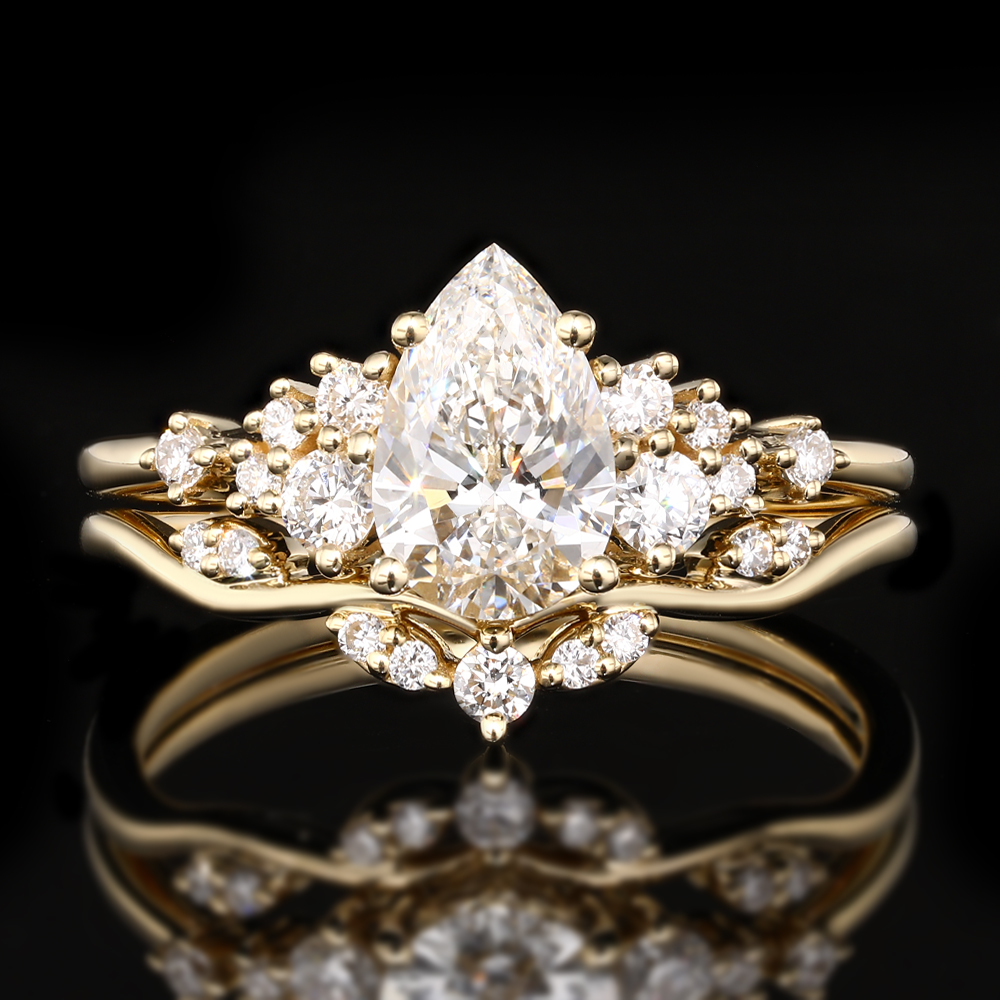 1ct Pear Cut Lab Grown Diamond Floral Cluster Bridal Ring Set in Yellow Gold