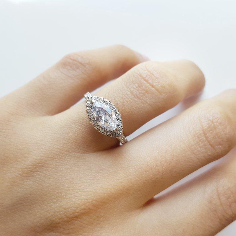 Why Modern Couples Are Choosing East-West Diamond Rings