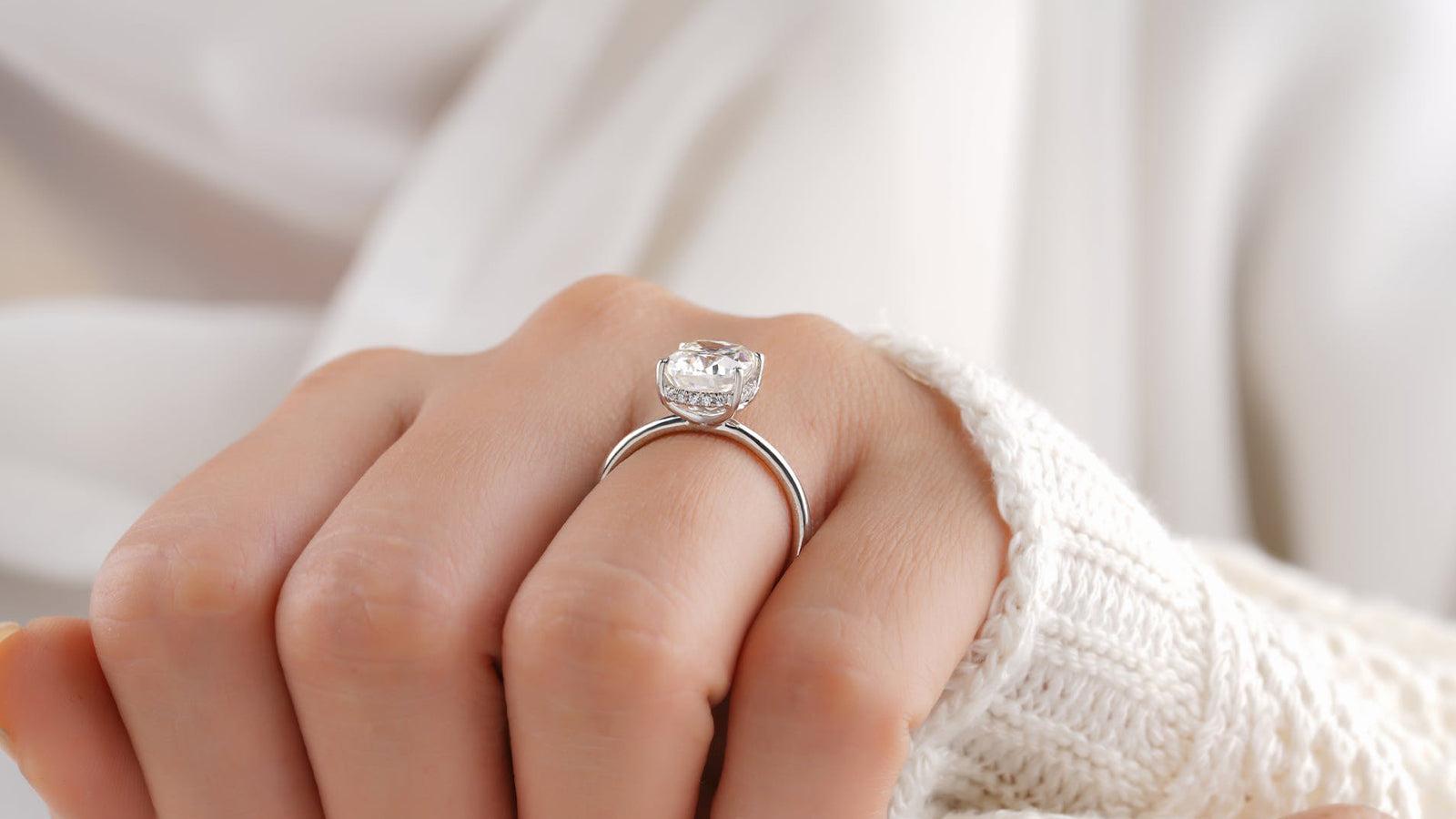 10 Tips for Buying a Lab Diamond Engagement Ring for Valentine’s Day