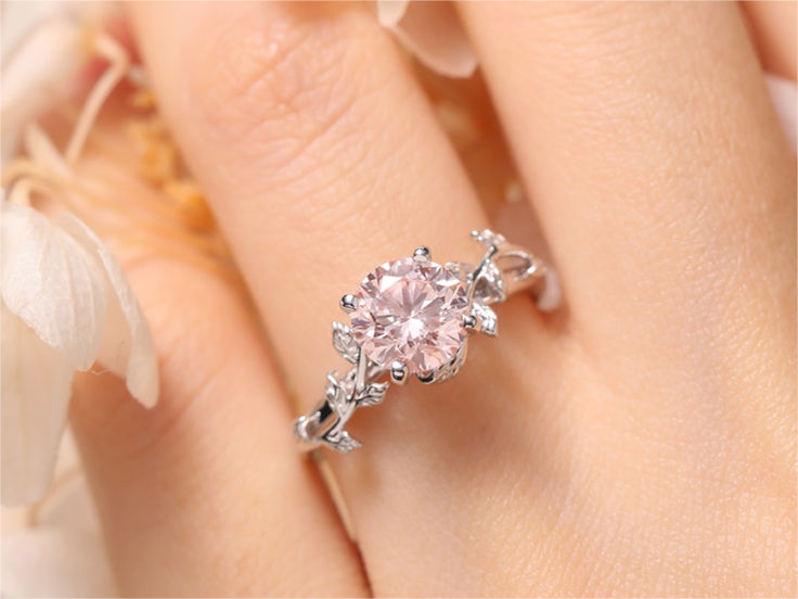 How to Choose Jewelry That Complements Your Skin Tone