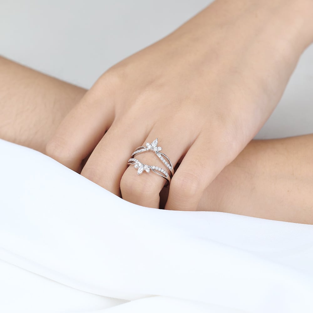 Lab-Grown Diamond Rings Diamond Marquise Cut White Gold Rings Crown Ring