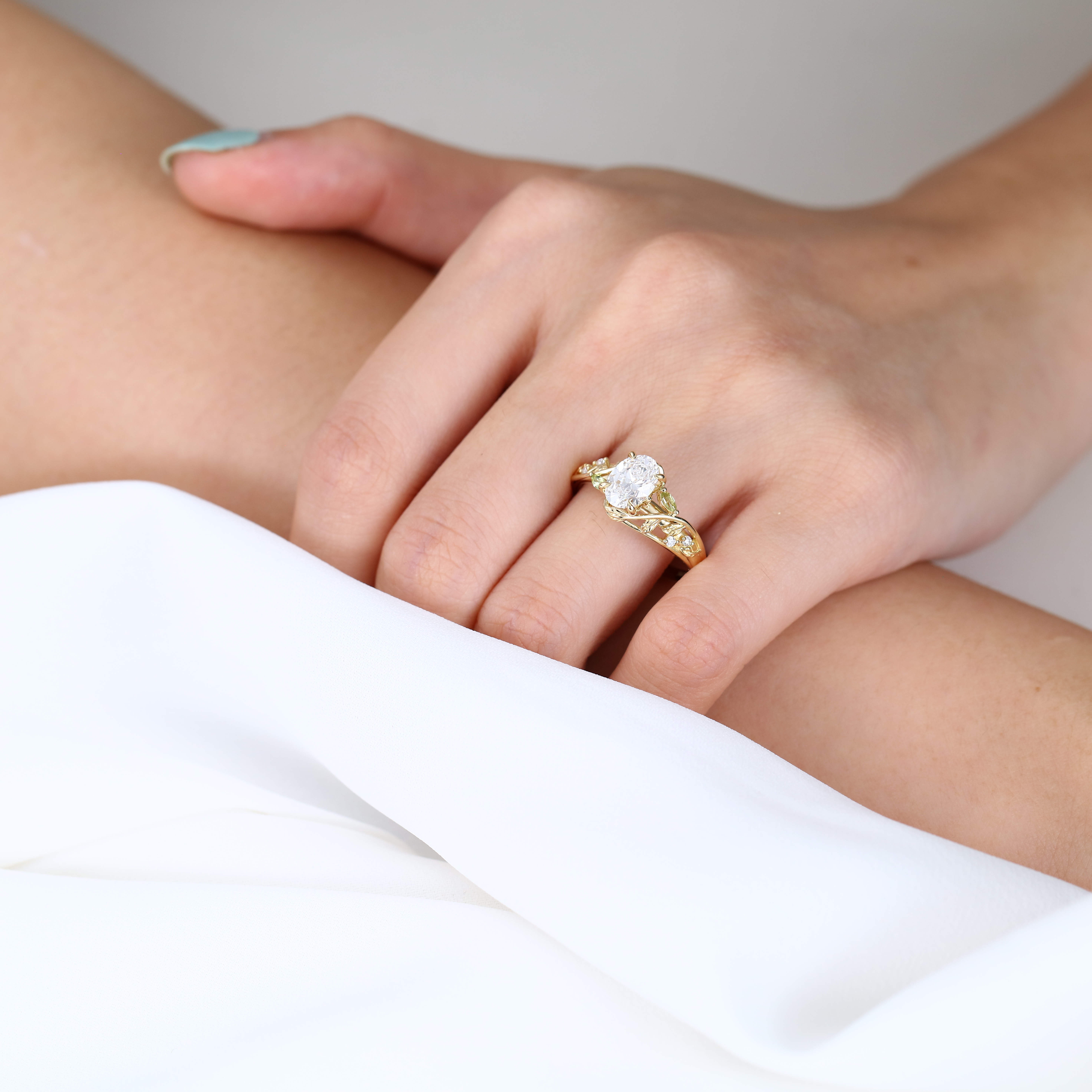 Lab Grown Diamonds Oval Engagement Rings Gold Promise Ring