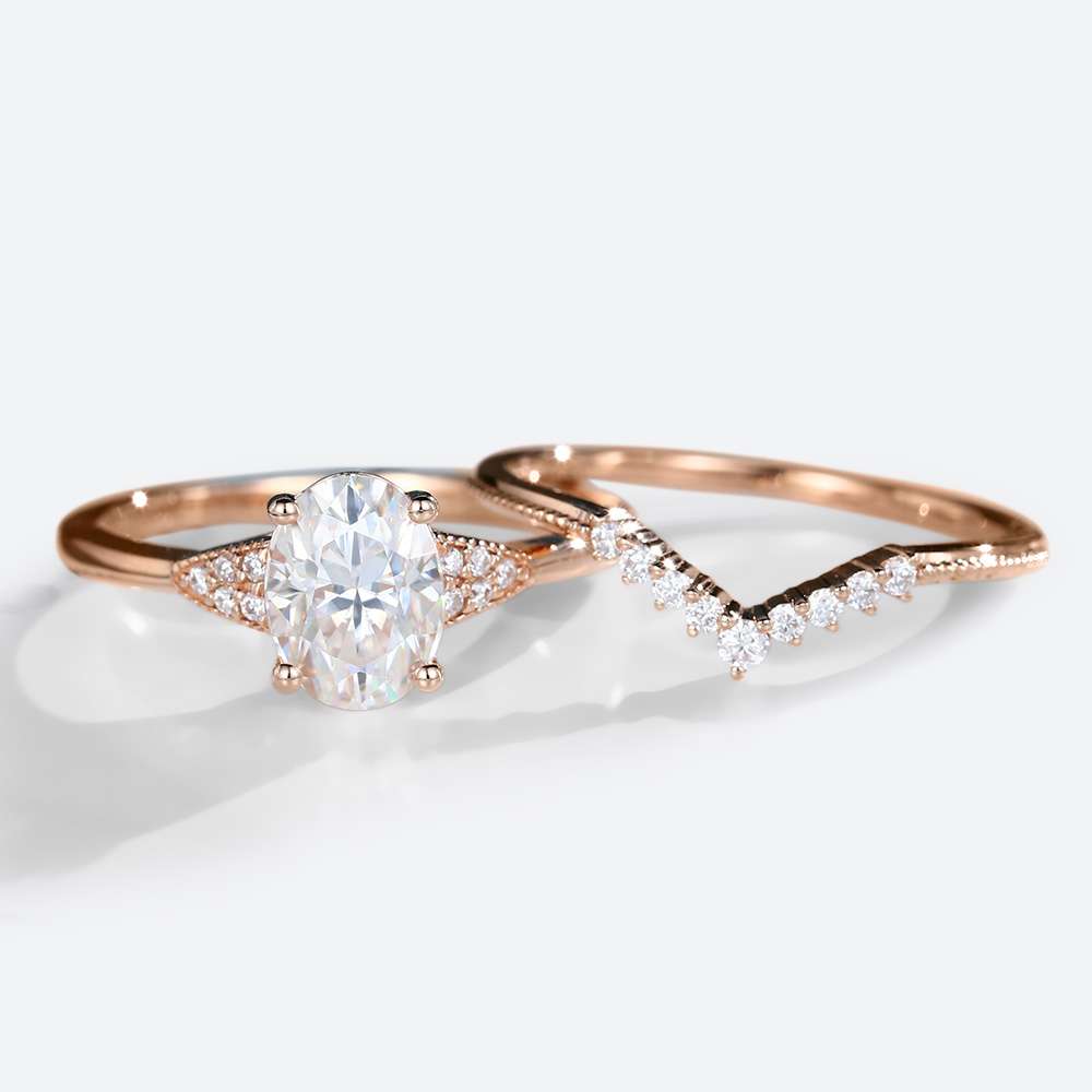 Moissanite Rings Rose Gold Oval Cut Cluster Moissanite Stacking Ring