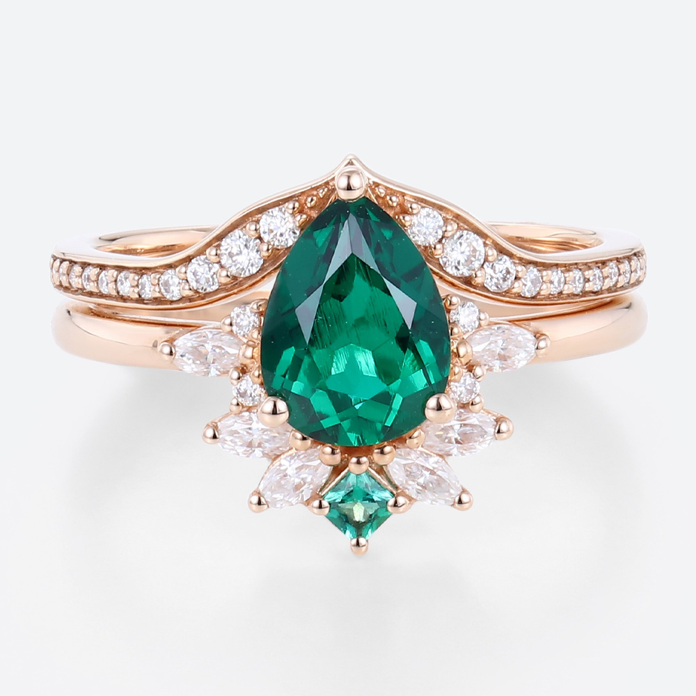Women's Emerald Ring Pear Shaped Engagement Rings with Wedding Bands