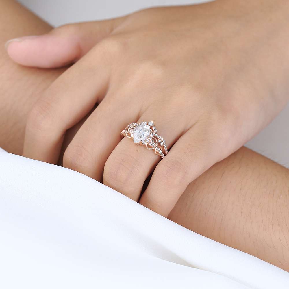 1ct Moissanite Ring Pear Shaped Promise Ring rose Gold Wedding Rings Sets