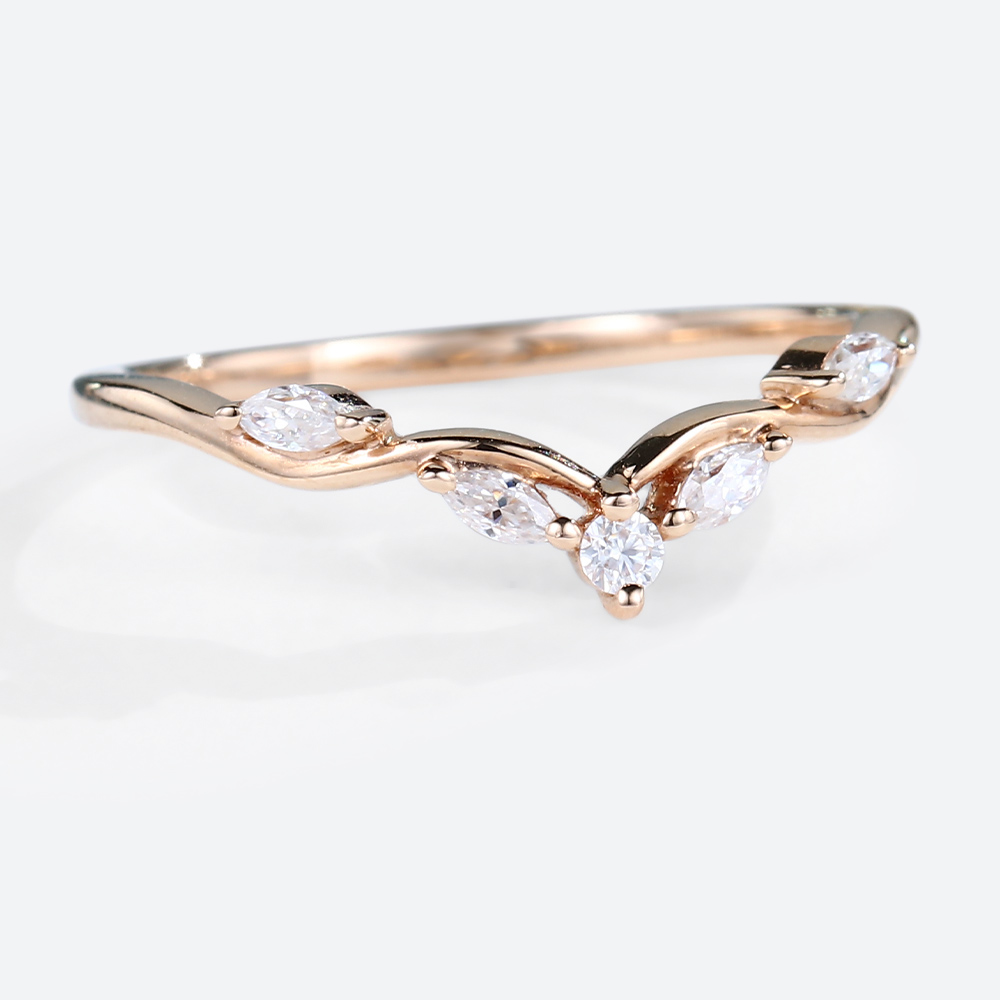 Rose Gold Round Cut Moissanite Rings Curved Wedding Band