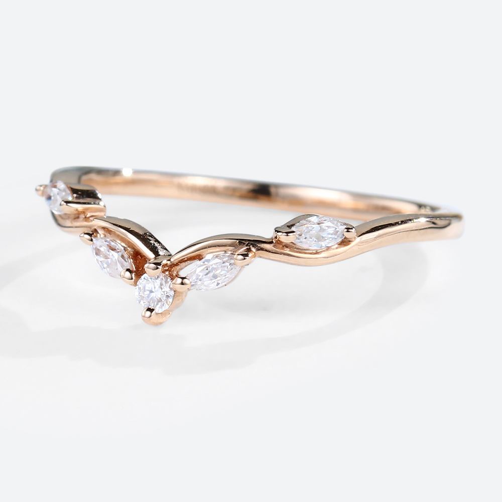 Rose Gold Round Cut Moissanite Rings Curved Wedding Band