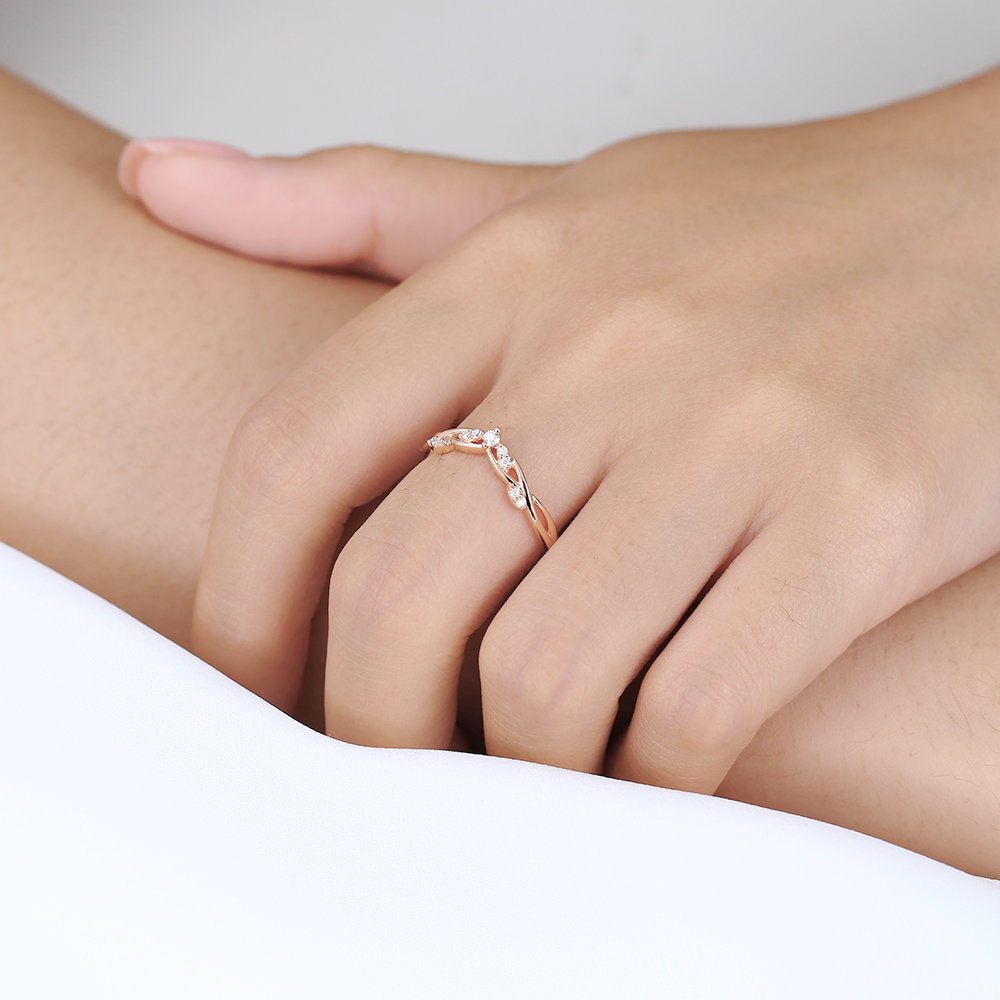 Women's Lab Grown Diamond Rings Rose Gold Wedding Band Curved