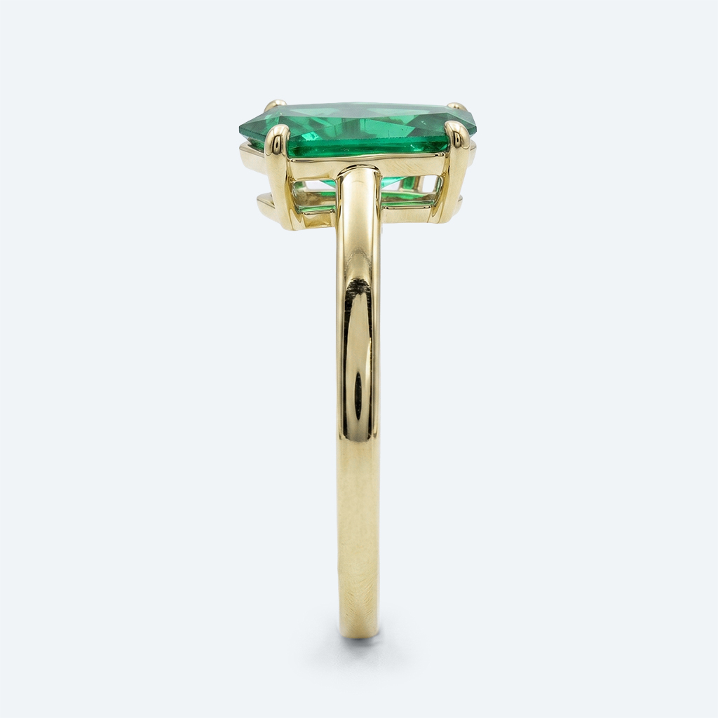 Shield Cut Toi Et Moi Ring Emeralds & Diamond Engagement Ring