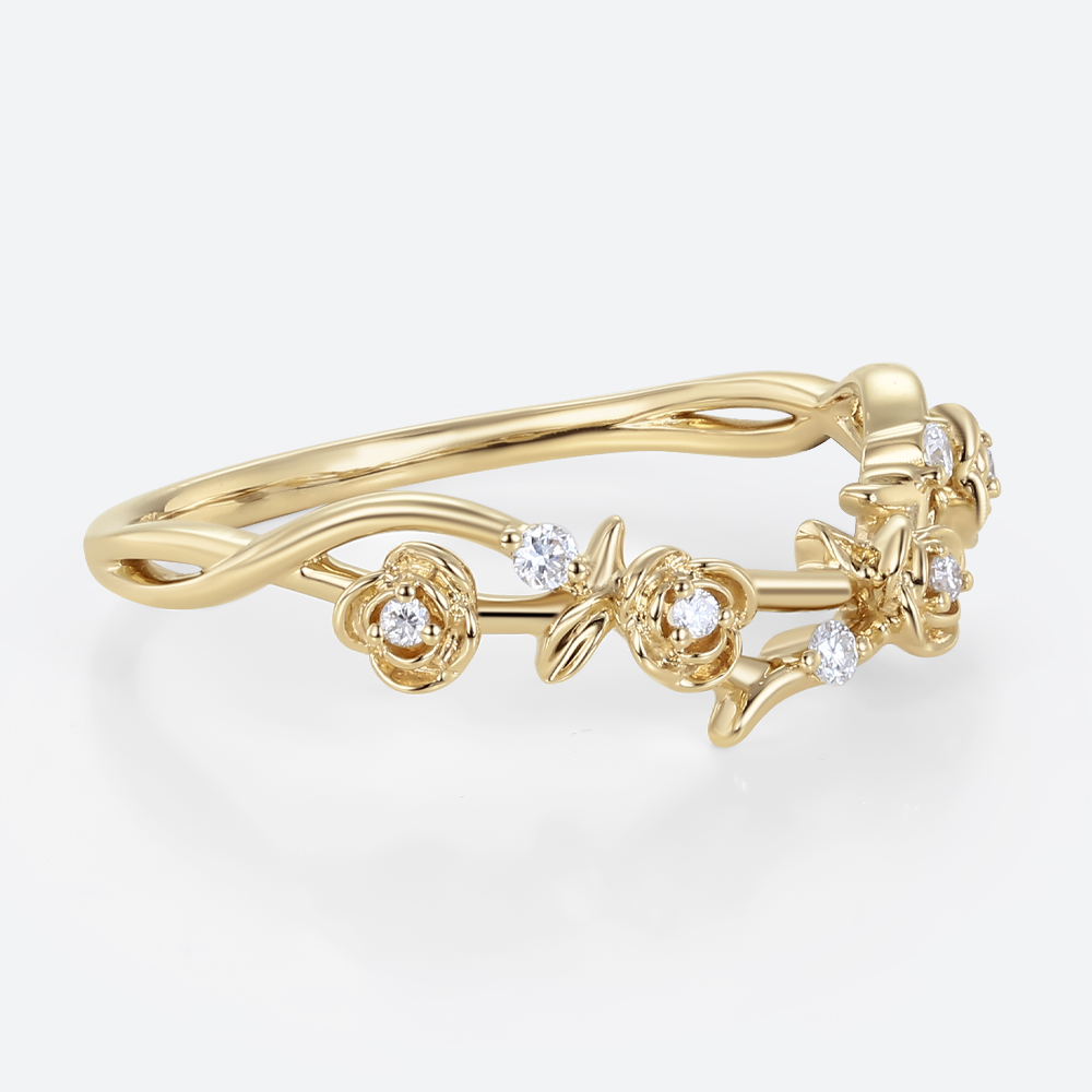 Round Cut Lab Grown Diamond Vine-Inspired Wedding Band in Yellow Gold