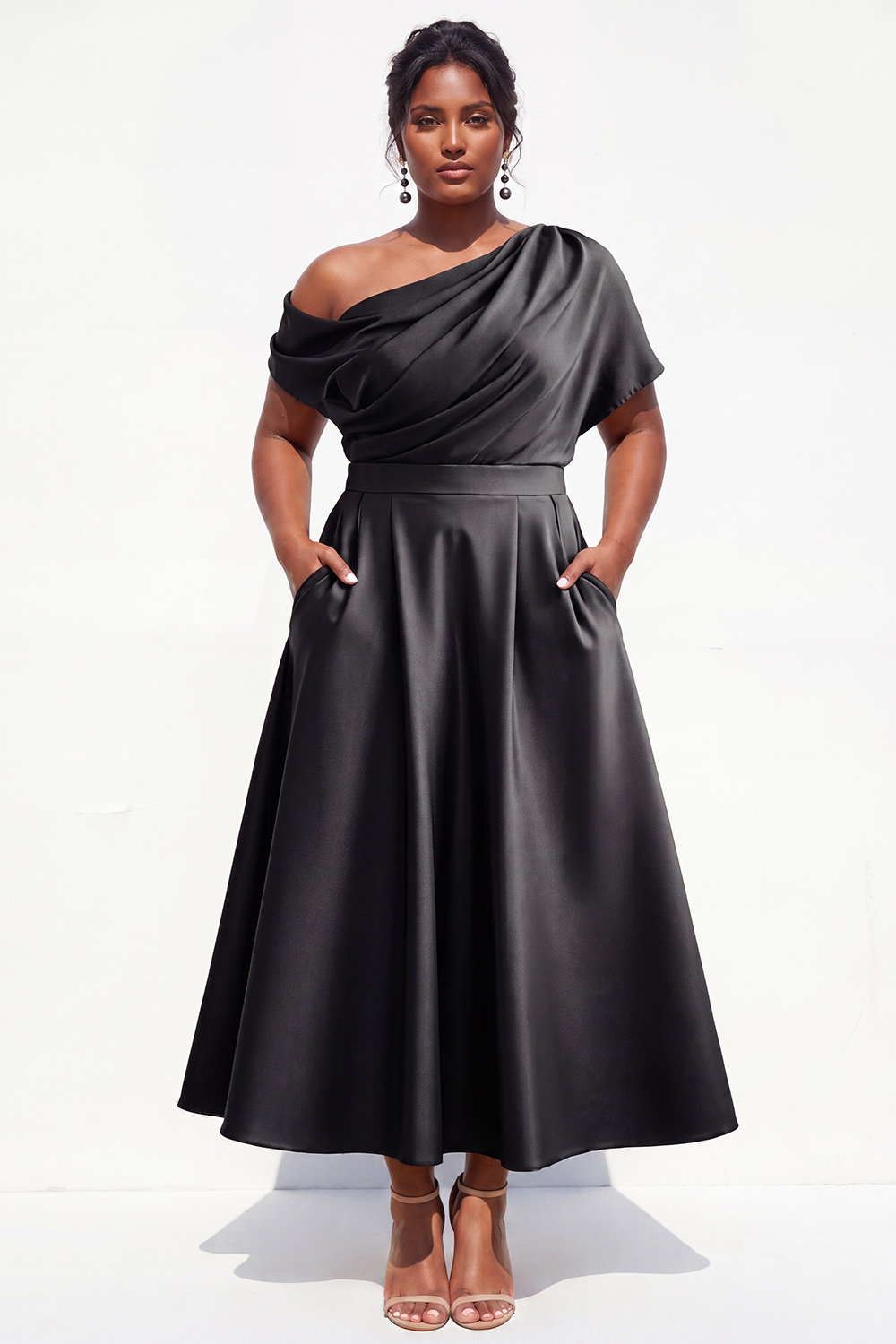 Black Satin A-Line Plus Size Long Mother of the Bride Dress with Pockets
