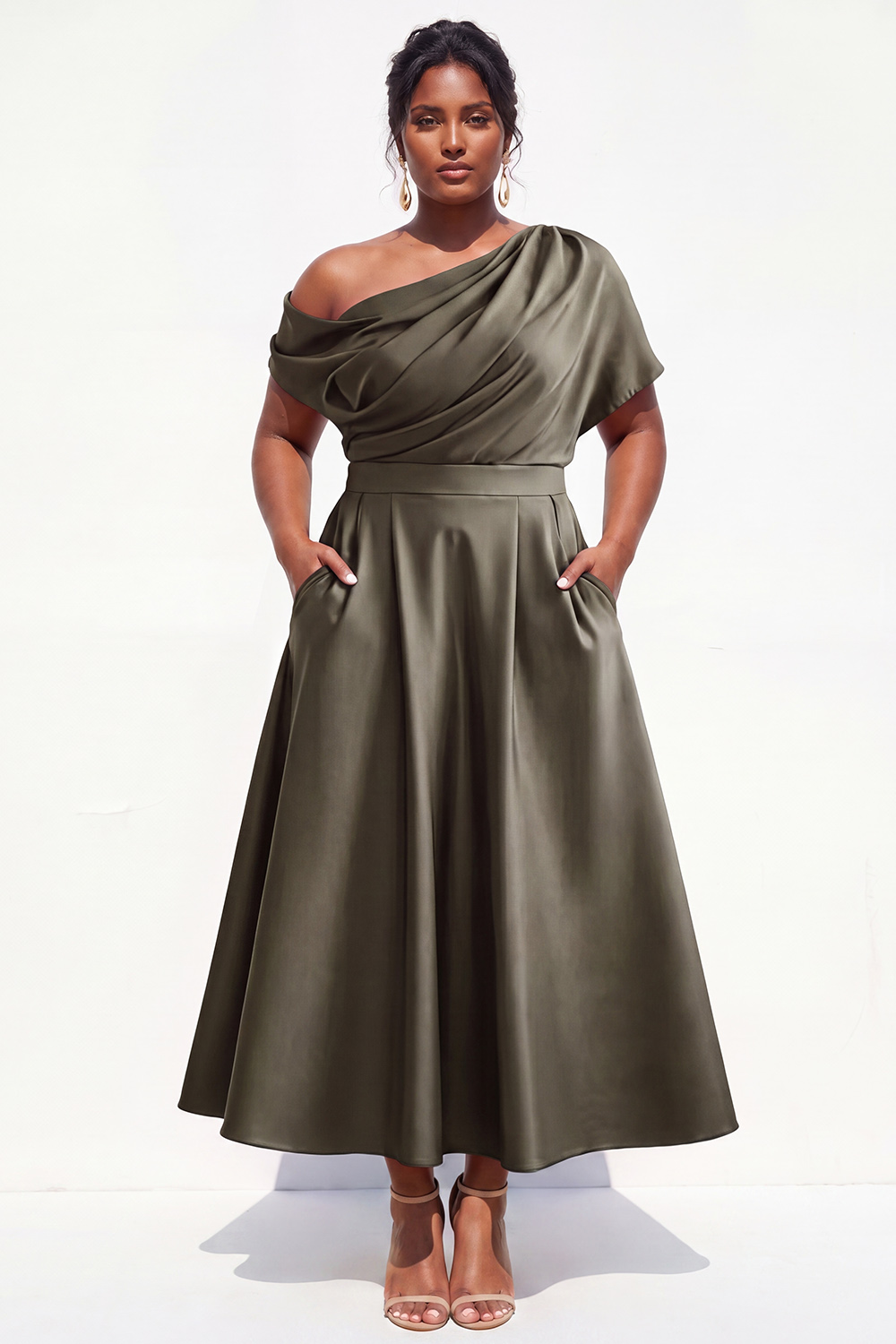 Black Satin A-Line Plus Size Long Mother of the Bride Dress with Pockets
