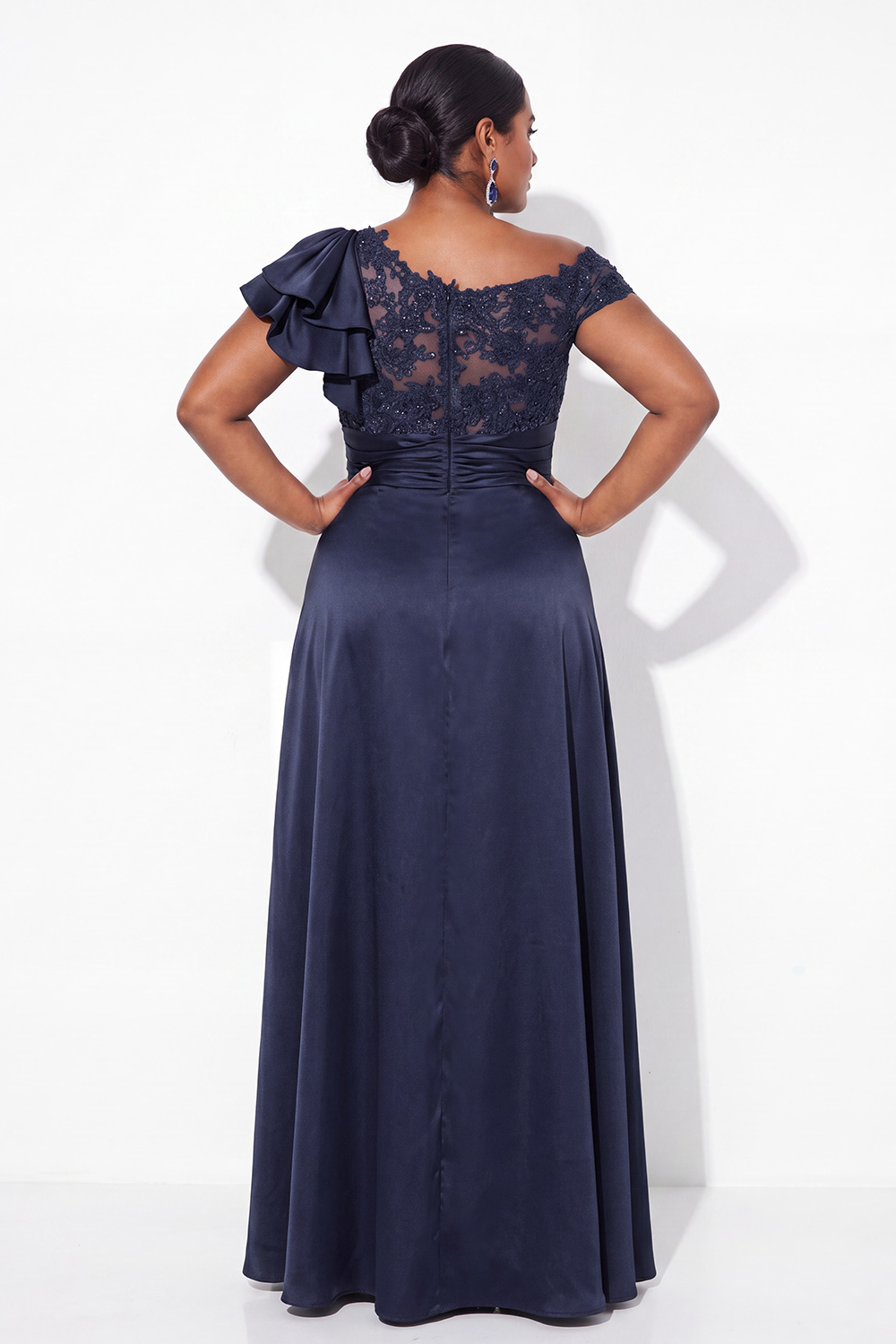 A-Line Asymmetrical Ink Blue Plus Size Long Mother of the Bride Dress with Appliques