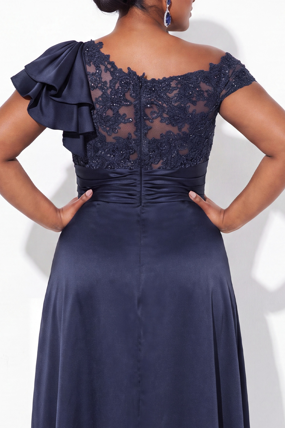 A-Line Asymmetrical Ink Blue Plus Size Long Mother of the Bride Dress with Appliques