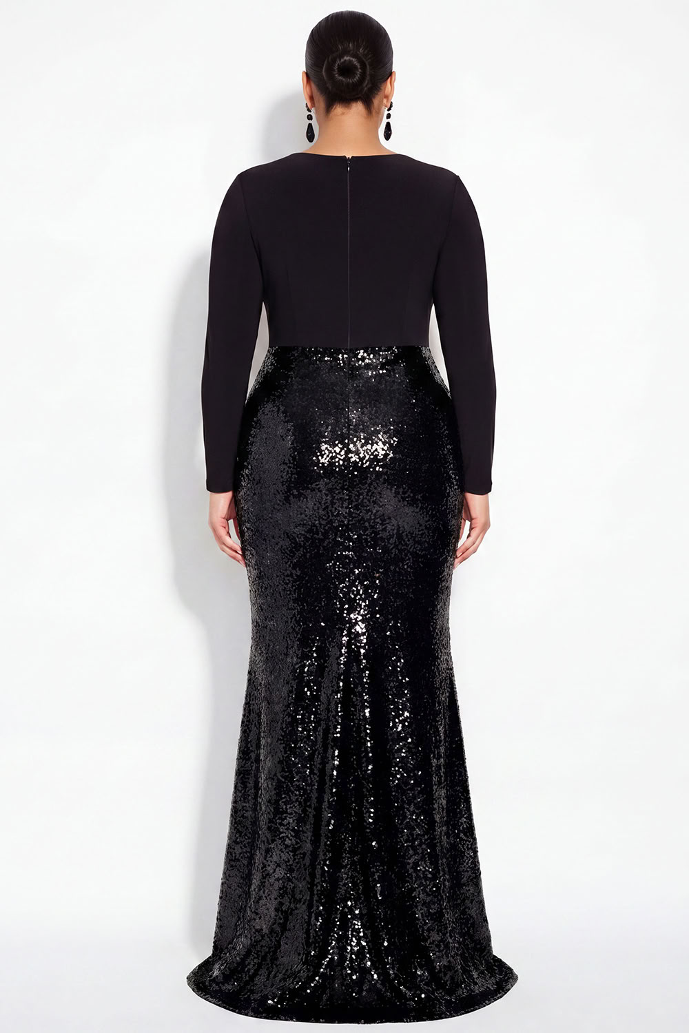 Sparkly Black Mermaid V-Neck Sequins Plus Size Long Formal Dress with Long Sleeves