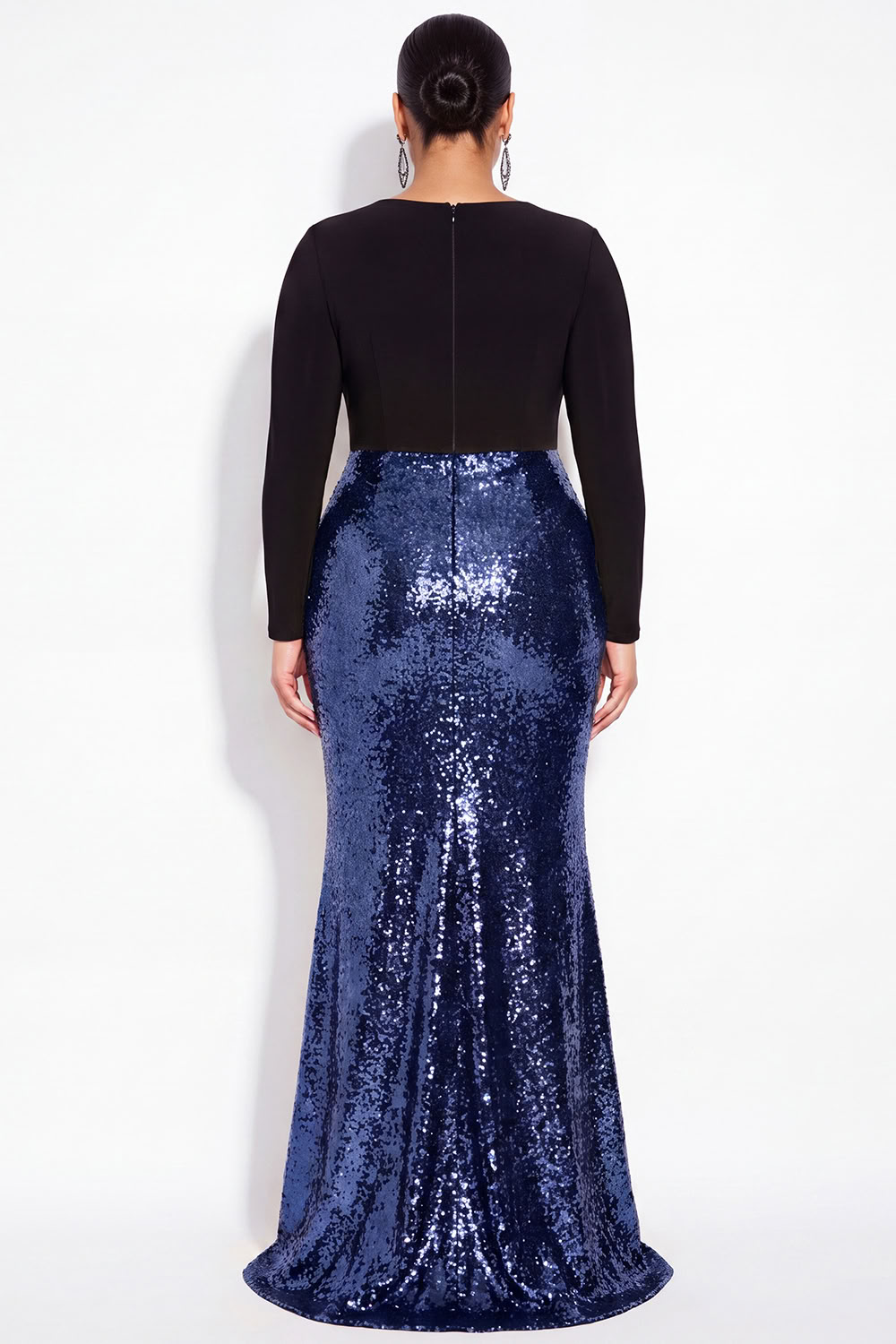 Sparkly Black Mermaid V-Neck Sequins Plus Size Long Formal Dress with Long Sleeves