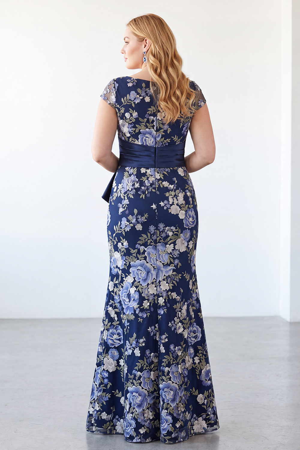 Navy Mermaid Floral Long Plus Size Mother of the Bride Dress with Slit 