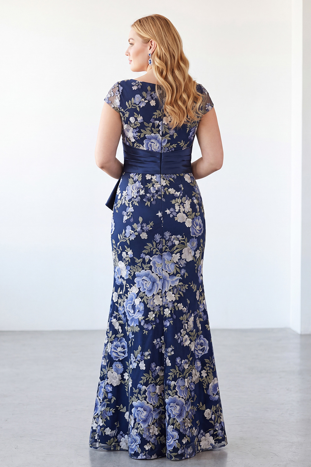 Navy Mermaid Floral Long Plus Size Mother of the Bride Dress with Slit 