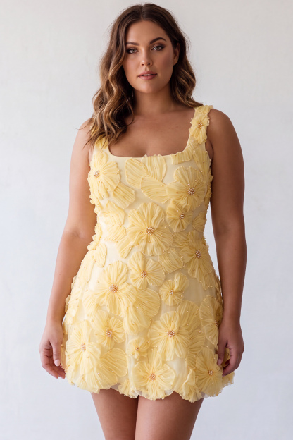 Dressself Women Yellow Floral Plus Size Homecoming Dress A Line Square Neck Beaded Party Dress