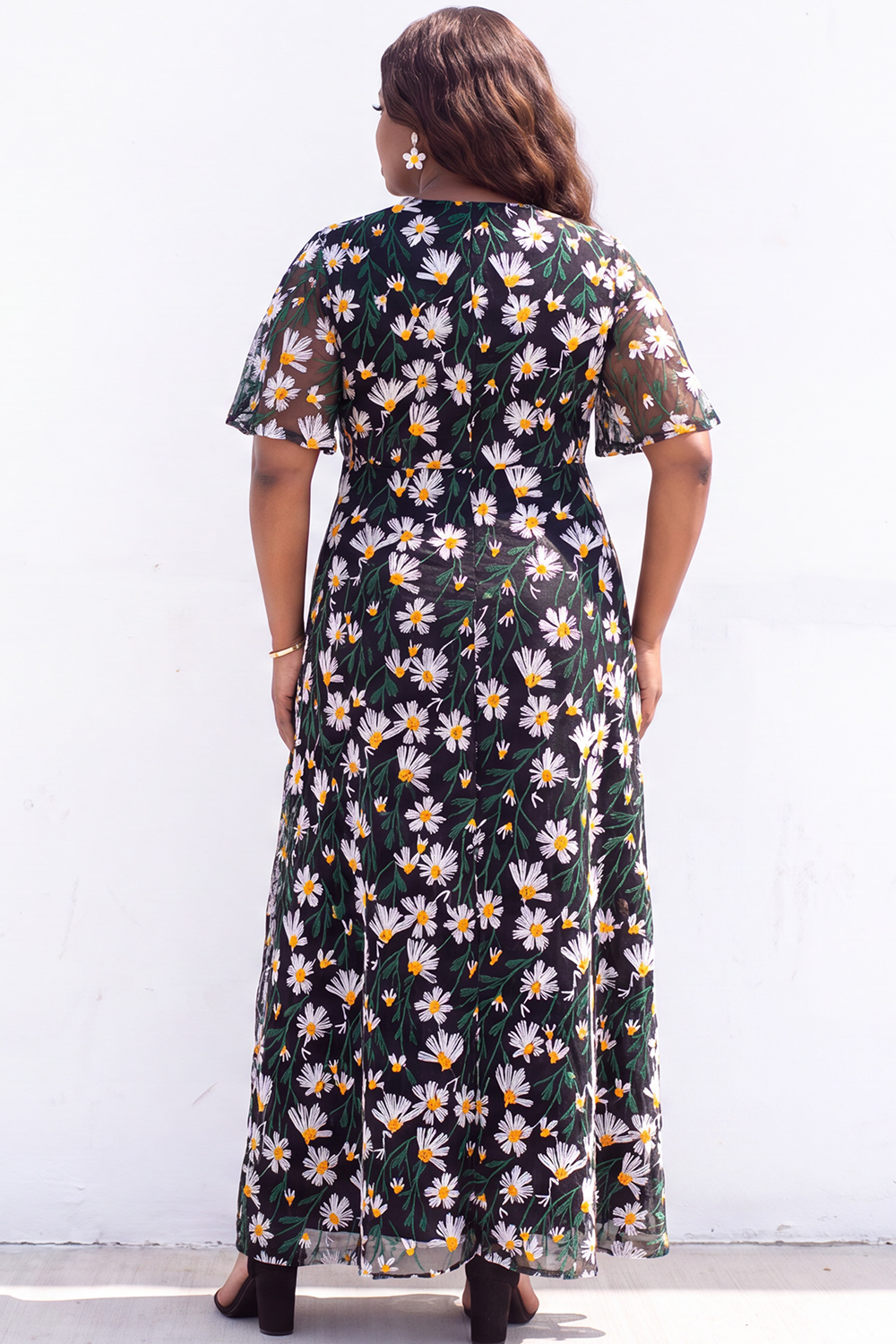 Plus Size Black White Floral V Neck A Line Maxi Dress