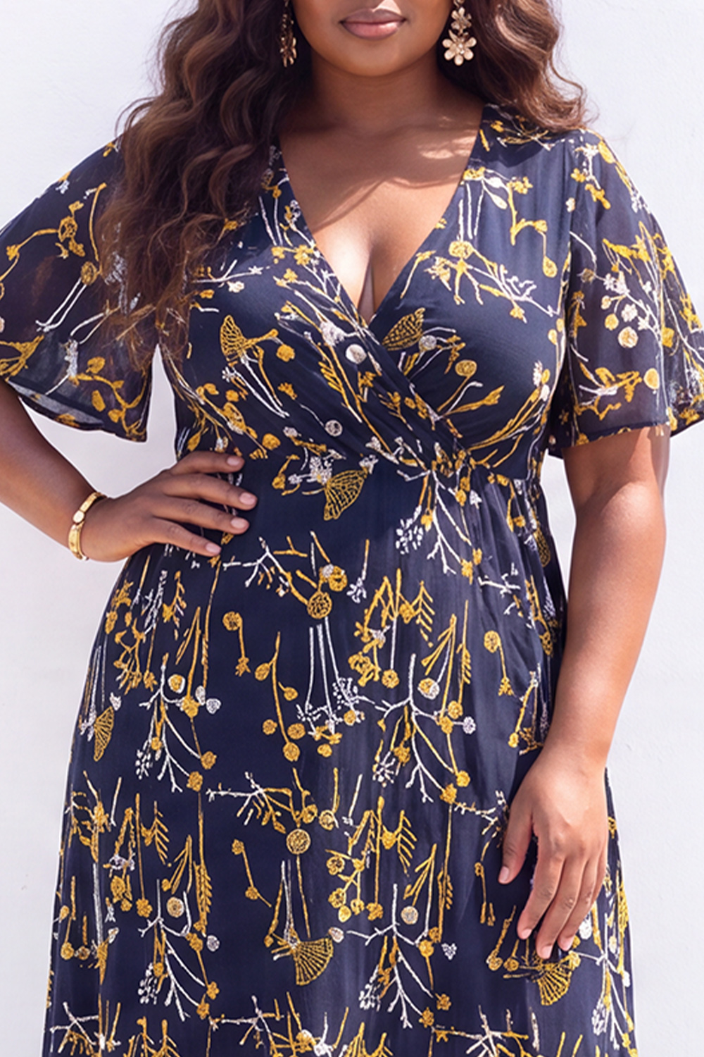 Plus Size Black White Floral V Neck A Line Maxi Dress
