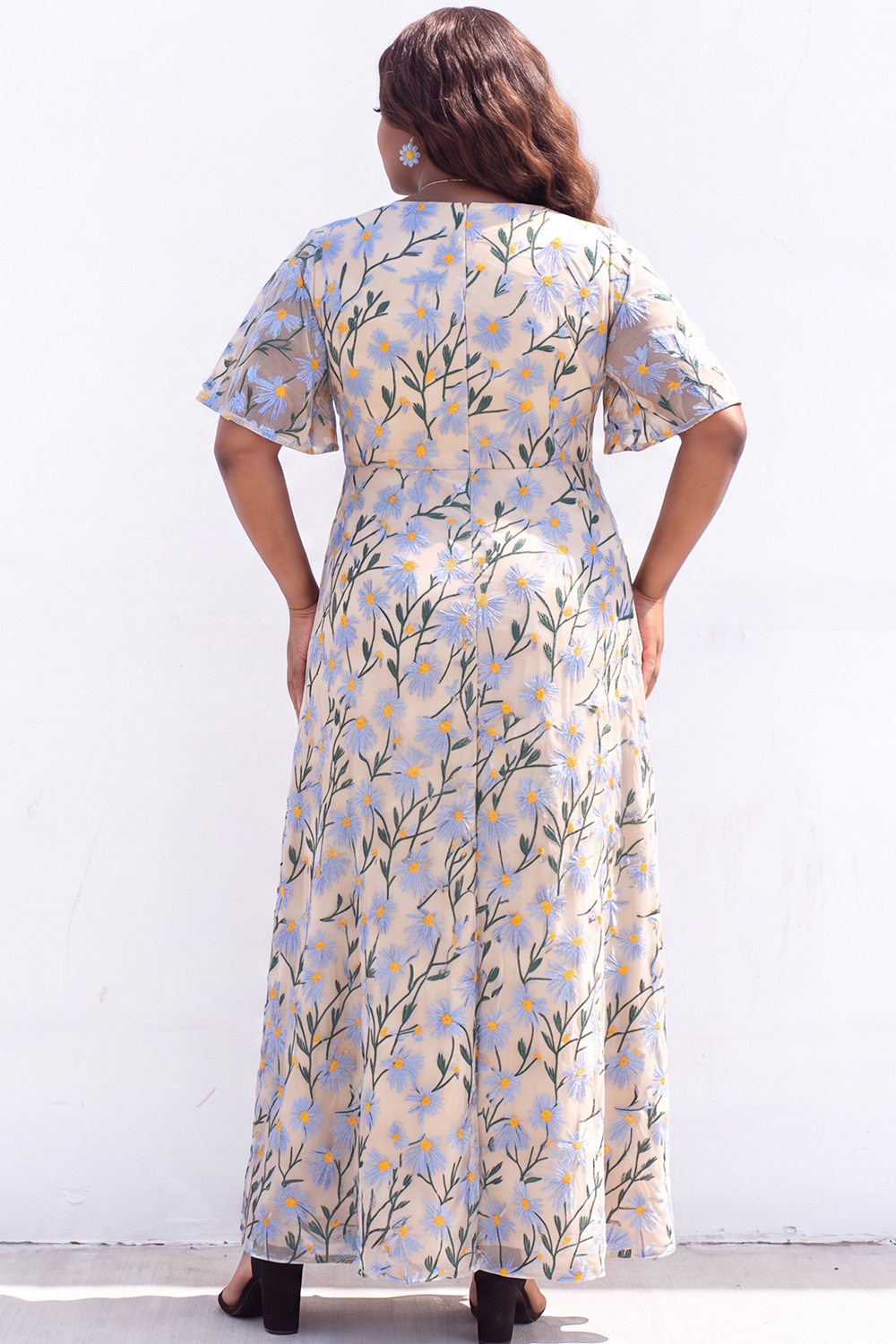 Plus Size Black White Floral V Neck A Line Maxi Dress