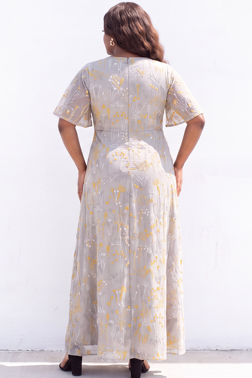 Plus Size Black White Floral V Neck A Line Maxi Dress