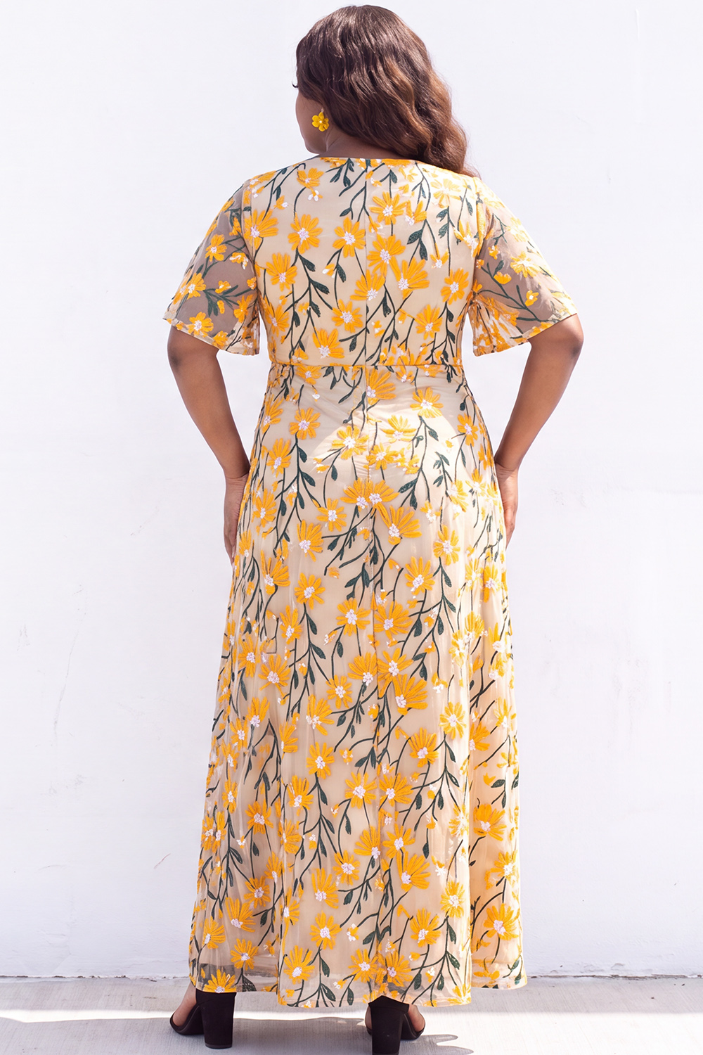 Plus Size Black White Floral V Neck A Line Maxi Dress