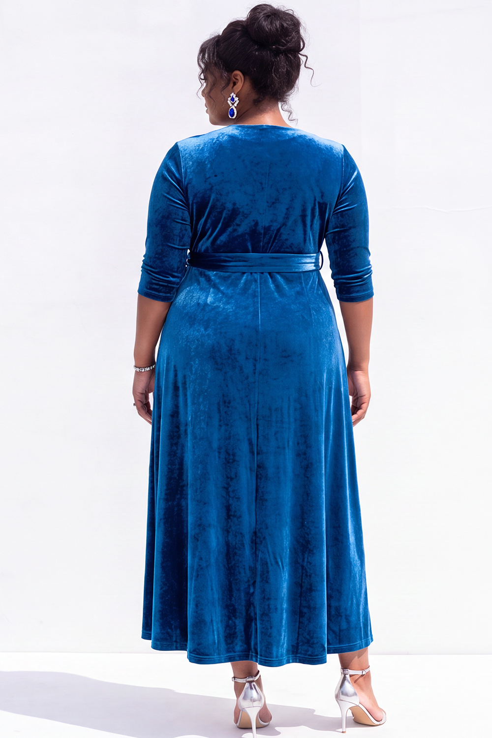 Blue Velvet Midi Plus Size Dress with 3/4 Sleeves