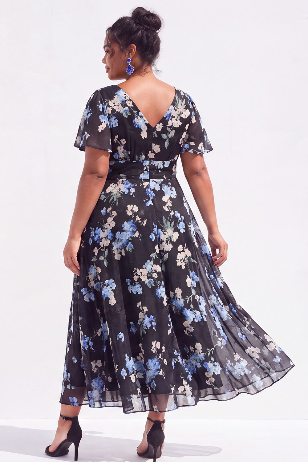 Plus Size Black Pink Flower A Line V Neck Maxi Dress