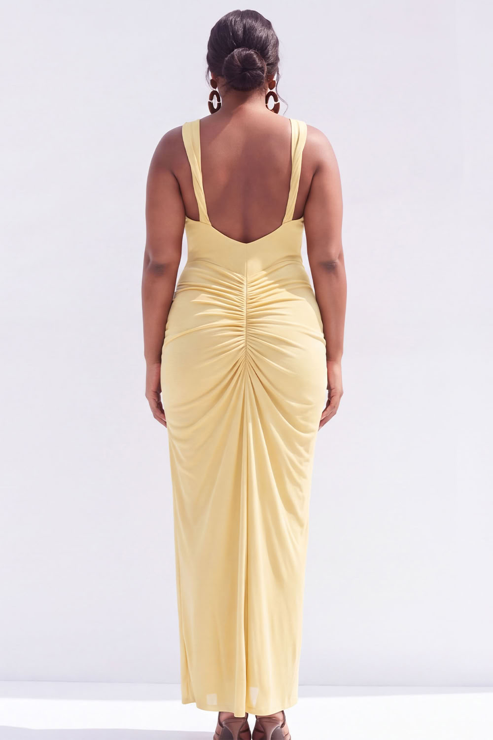 Plus Size Brown Pencil V-Neck Ruched Maxi Wedding Guest Dress with Slit