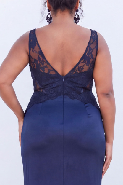 Black Corset Lace Plus Size Maxi Wedding Guest Dress with Slit