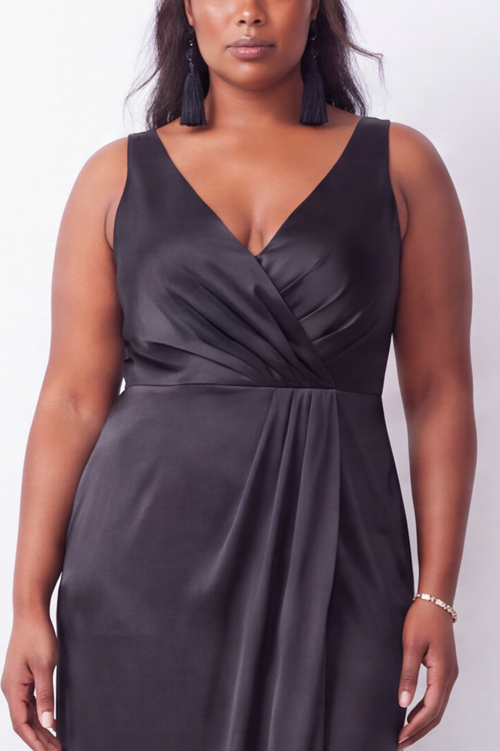 Plus Size Black Satin Sheath V-Neck Maxi Formal Dress