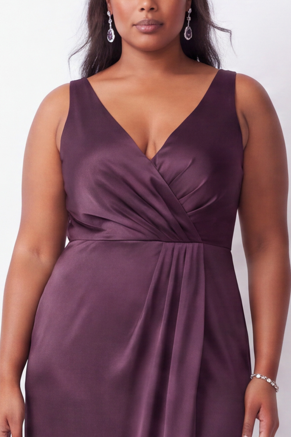 Plus Size Black Satin Sheath V-Neck Maxi Formal Dress