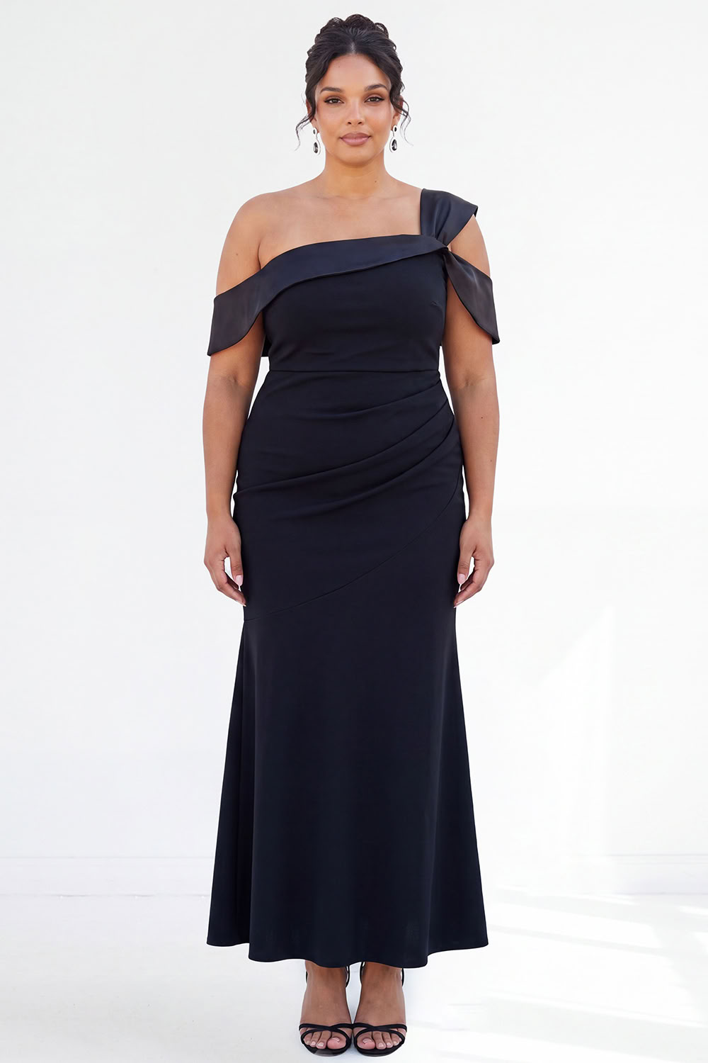 Plus Size Black One Shoulder Mermaid Formal Dress