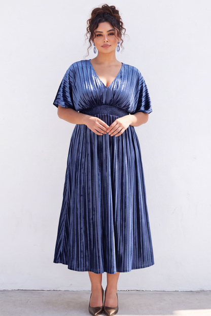 Plus Size Black Pleated A Line Maxi Dress