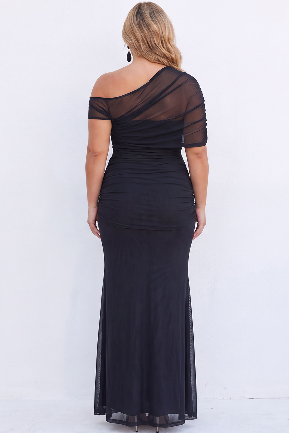 Plus Size Black Mermaid Asymmetrical Maxi Formal Dress