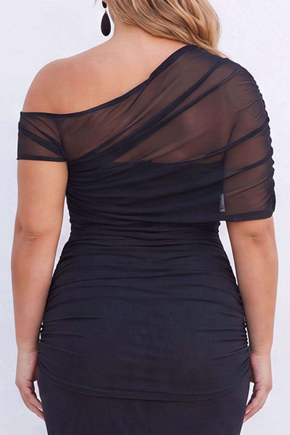 Plus Size Black Mermaid Asymmetrical Maxi Formal Dress