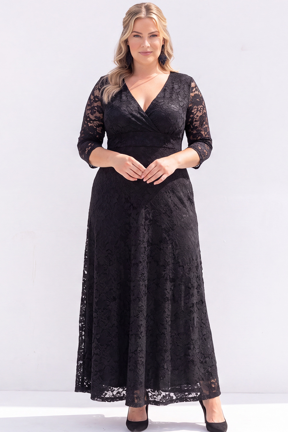 Plus Size Black Lace A Line Mother of the Bride Dress