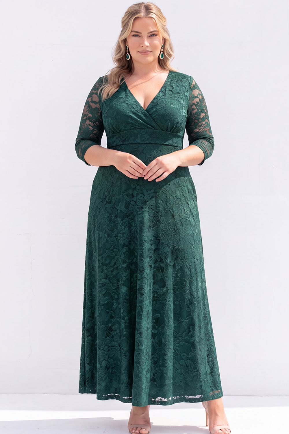 Plus Size Black Lace A Line Mother of the Bride Dress