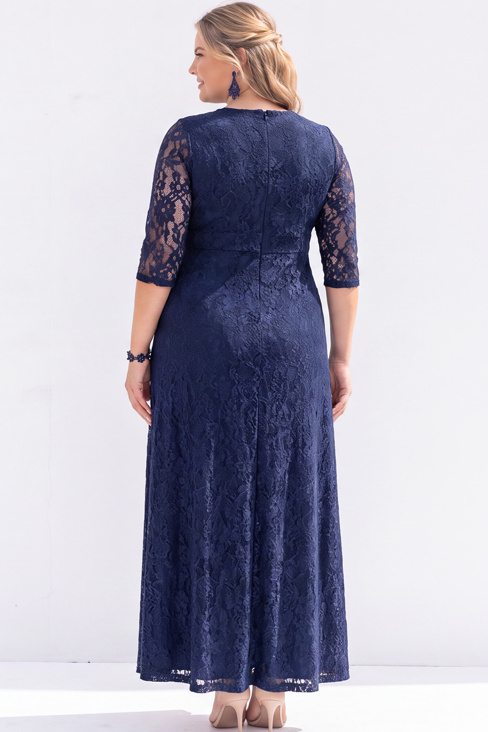 Plus Size Black Lace A Line Mother of the Bride Dress